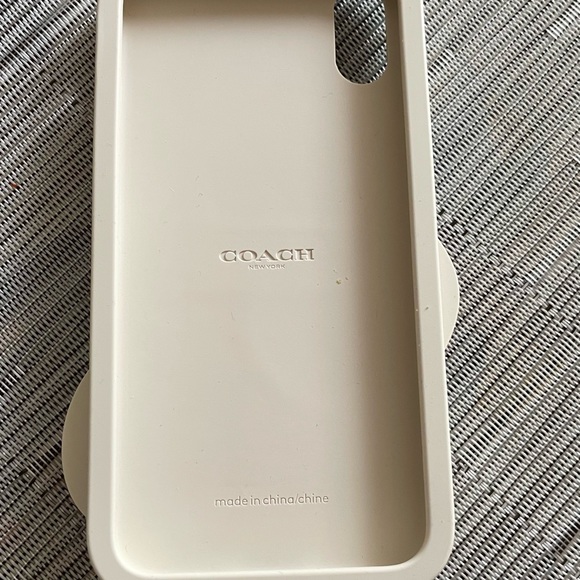 Coach iPhone XR cellphone case - Picture 2 of 6